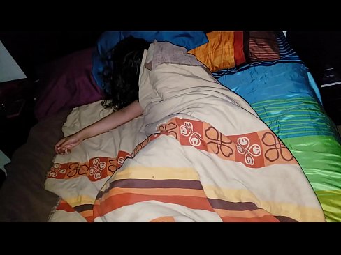 ❤️ Anak tiri memarahi ibu tirinya semasa dia tidur. ️ Lucah berkualiti pada kami ﹏